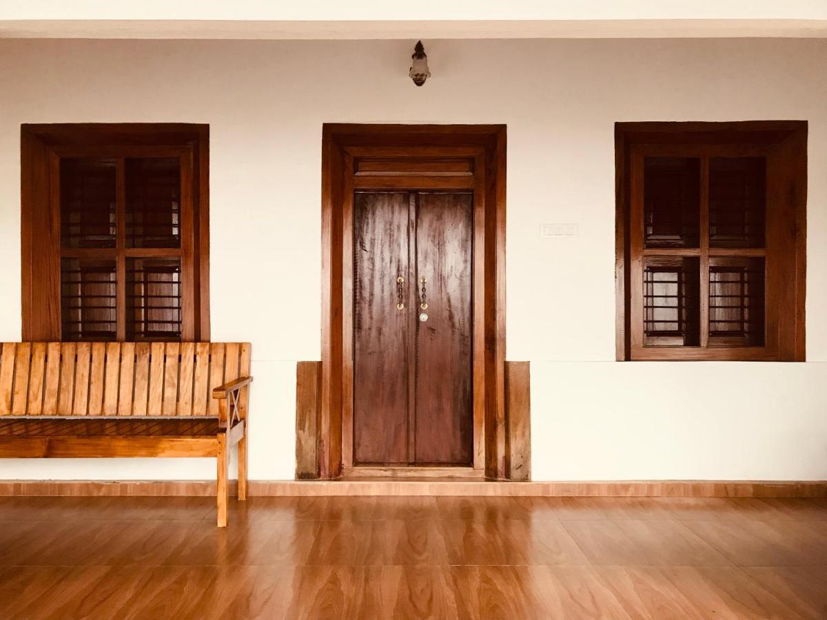 Partho Home Stay Padinjarathara Екстериор снимка